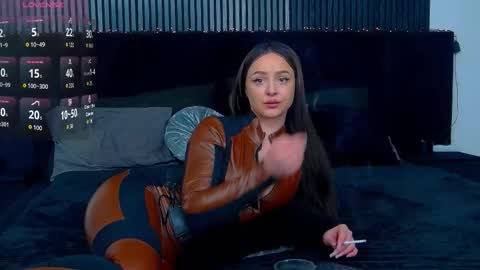 Snapshot of julliamilerrr chatting on February 2026 11:39:02 AM Julia online show from February 2026 11:39:02 AM