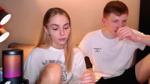 Snapshot of julsweet chatting on November 2025 10:52:02 PM sweet online show from November 2025 10:52:02 PM