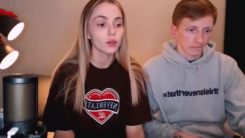 Snapshot of julsweet chatting on December 2025 10:47:02 PM sweet online show from December 2025 10:47:02 PM