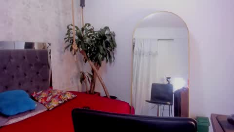 july_quinzel online show from March 2026 03:33:02 AM