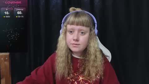 Snapshot of june_shy0 chatting on March 2026 09:03:02 AM June online show from March 2026 09:03:02 AM