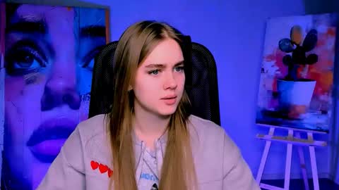 junewoods online show from January 2026 08:19:01 AM