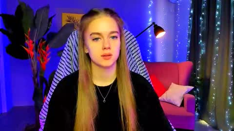 Snapshot of junewoods chatting on February 2026 07:13:01 AM junewoods online show from February 2026 07:13:01 AM