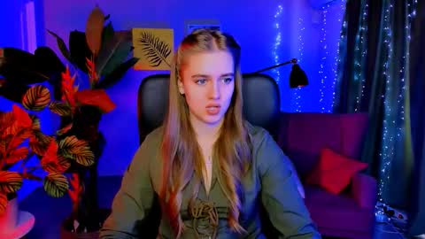 junewoods online show from March 2026 07:12:01 AM