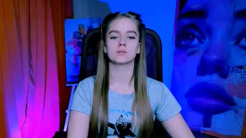 junewoods online show from March 2026 07:23:01 AM