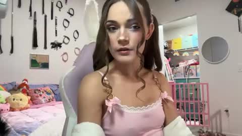 juni_thepuppy online show from July 2026 06:39:01 AM