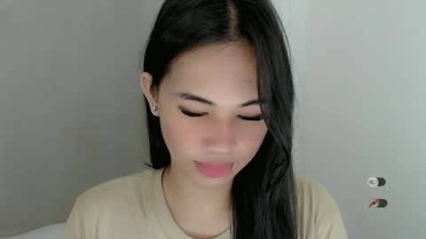 Snapshot of juny_lanyy chatting on December 2024 07:32:01 PM Julia online show from December 2024 07:32:01 PM
