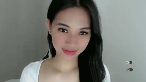 Snapshot of juny_lanyy chatting on January 2025 05:59:02 PM Julia online show from January 2025 05:59:02 PM