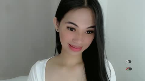 Snapshot of juny_lanyy chatting on January 2025 11:12:02 AM Julia online show from January 2025 11:12:02 AM