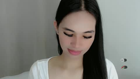 Snapshot of juny_lanyy chatting on January 2025 02:32:01 PM Julia online show from January 2025 02:32:01 PM