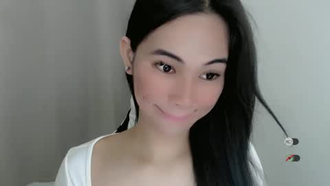 Snapshot of juny_lanyy chatting on January 2025 05:45:02 PM Julia online show from January 2025 05:45:02 PM