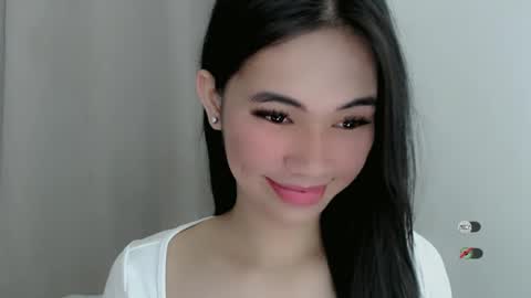 Snapshot of juny_lanyy chatting on January 2025 11:03:01 AM Julia online show from January 2025 11:03:01 AM