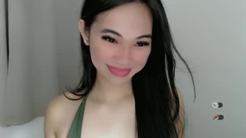 Snapshot of juny_lanyy chatting on February 2025 10:54:02 AM Julia online show from February 2025 10:54:02 AM