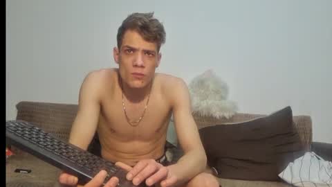 just_alexx12 online show from December 2024 12:41:01 AM