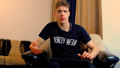 just_alexx12 online show from February 2025 11:32:02 AM