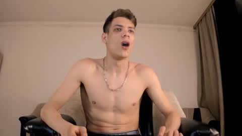 just_alexx12 online show from February 2025 07:59:02 PM