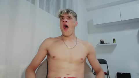 just_alexx12 online show from October 2025 08:43:02 PM