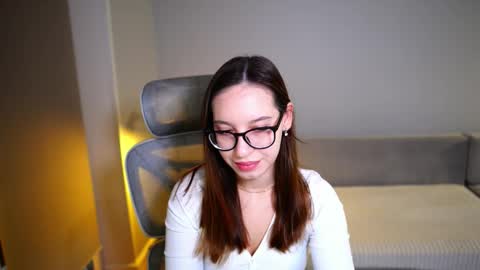 just call me Emmy online show from November 2025 05:40:02 AM