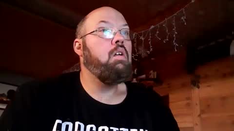 Snapshot of just_hangin_around chatting on October 2025 01:22:01 PM just_hangin_around online show from October 2025 01:22:01 PM