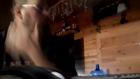 Snapshot of just_hangin_around chatting on November 2025 03:56:02 PM just_hangin_around online show from November 2025 03:56:02 PM