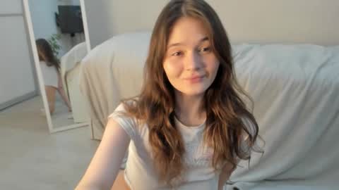 Jeni online show from November 2025 06:45:02 PM