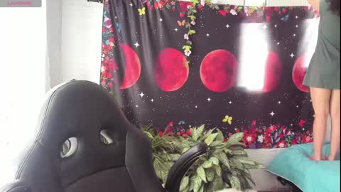 Snapshot of just_katiex chatting on January 2025 05:40:01 PM Sofia online show from January 2025 05:40:01 PM