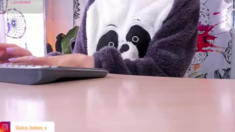 Snapshot of just_katiex chatting on February 2025 01:49:02 PM Sofia online show from February 2025 01:49:02 PM