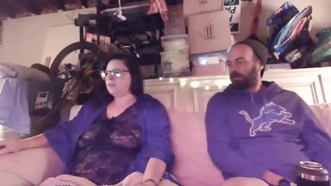 Snapshot of justabowiegirl chatting on November 2025 01:11:01 AM Bowie Jester online show from November 2025 01:11:01 AM