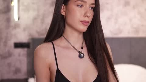 Katarina online show from November 2025 07:41:02 PM