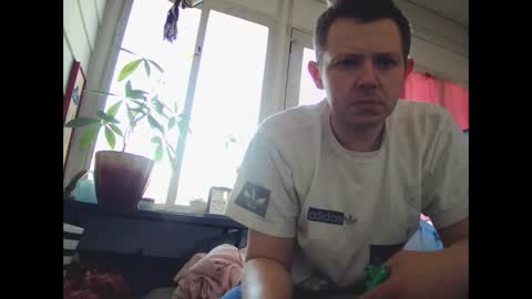 Snapshot of justclickthis chatting on March 2025 06:44:02 PM justclickthis online show from March 2025 06:44:02 PM