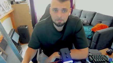 justforfunchriss online show from October 2025 10:27:01 AM