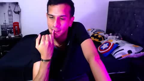 JUSTIN online show from October 2025 03:15:01 AM