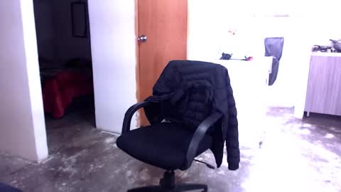 JUSTIN online show from October 2025 06:52:02 PM