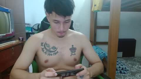 Snapshot of justin_taylor02 chatting on October 2025 02:05:01 PM justin_taylor02 online show from October 2025 02:05:01 PM