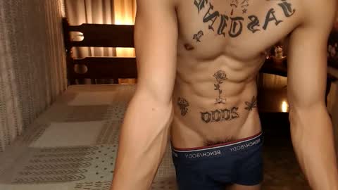 justine_hunk online show from December 2024 02:23:01 AM