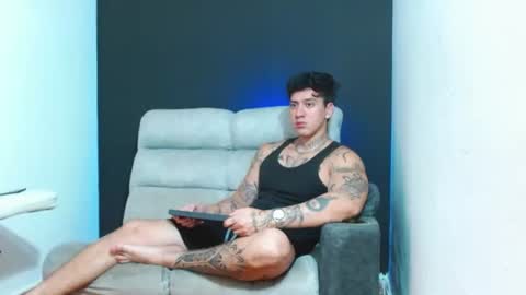 justinfuller_31 online show from July 2026 05:45:01 PM