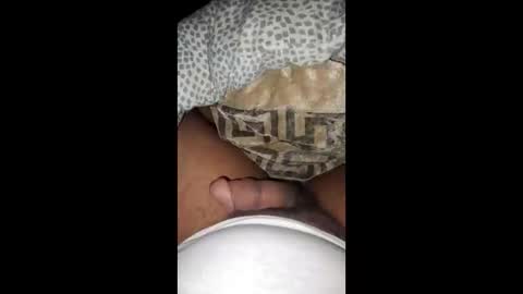 justingodla20 online show from November 2025 02:43:01 AM