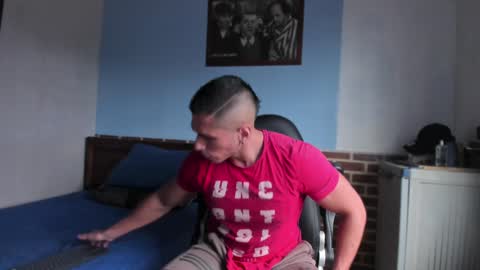 Snapshot of justinkart chatting on February 2025 05:51:01 PM justinkart online show from February 2025 05:51:01 PM