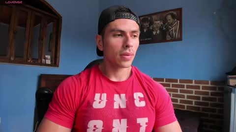 Snapshot of justinkart chatting on October 2025 05:37:01 PM justinkart online show from October 2025 05:37:01 PM