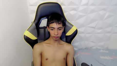 J U S T I N online show from March 2025 10:17:02 PM