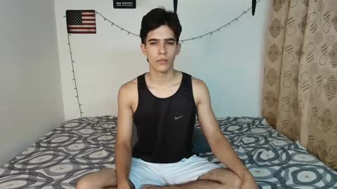 Snapshot of justinsinner1 chatting on February 2025 09:31:01 PM justinsinner1 online show from February 2025 09:31:01 PM