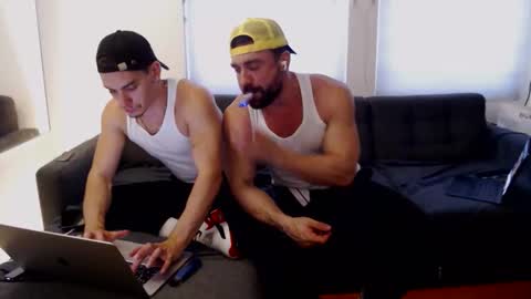 Snapshot of justjamesldn chatting on December 2025 11:26:02 AM justjamesldn online show from December 2025 11:26:02 AM