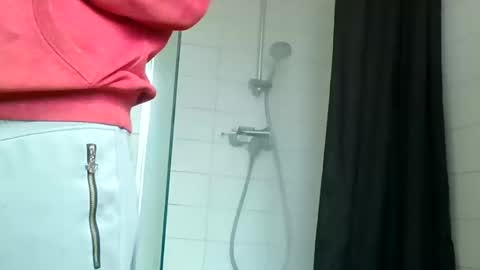 justmehere077 online show from December 2024 11:24:01 AM