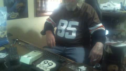 justmeohio online show from October 2025 02:45:02 PM