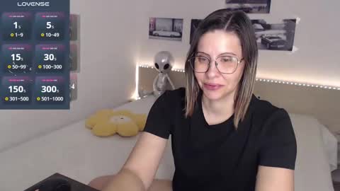 Julie online show from January 2025 04:55:02 AM