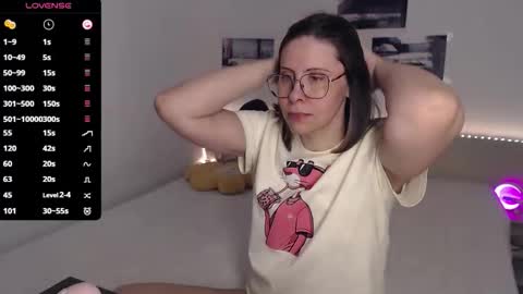 Julie online show from April 2026 04:02:02 AM