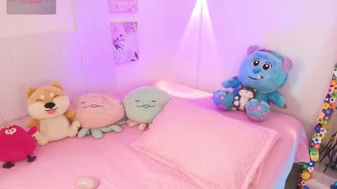 Emy online show from November 2025 12:11:02 AM