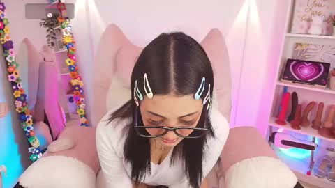 Emy online show from January 2026 12:26:01 AM