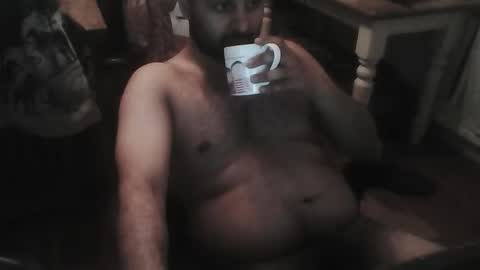 justtryingthisout22 online show from April 2026 07:00:02 AM