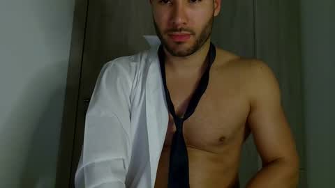 Justin online show from October 2025 10:32:02 PM